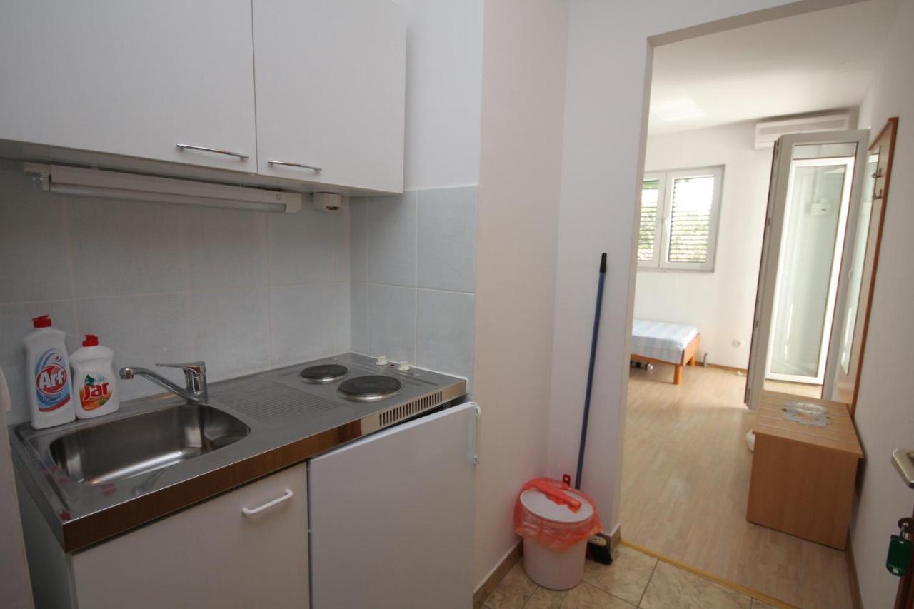 Studio Balica Rat 4868H Celina Bagian luar foto